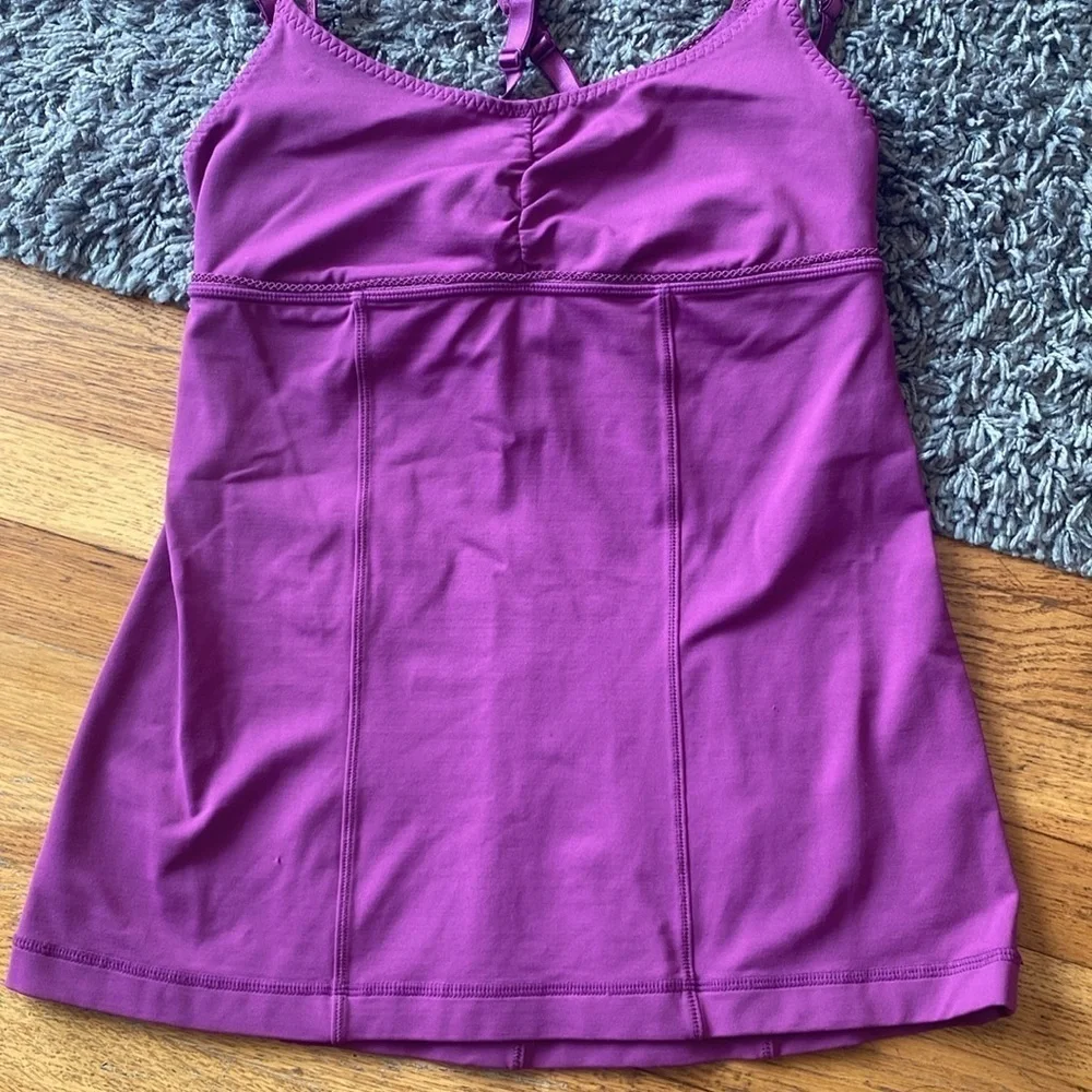 Lululemon WARRIOR 1 Purple Magenta workout tank top size 6